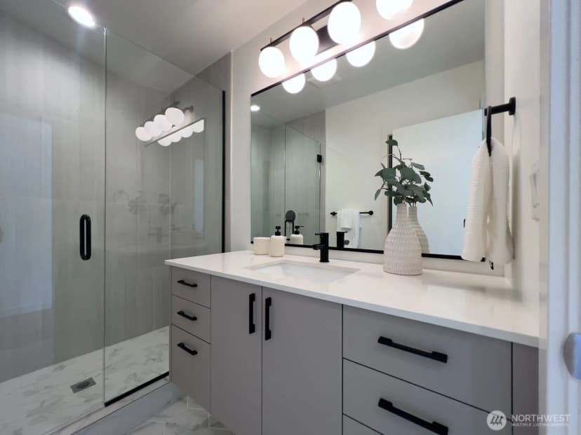 Property photo for 5031 35th Avenue S #unit D, Seattle photo 19