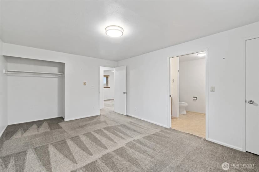 Property photo for 934 W 13th Street, Port Angeles photo 15