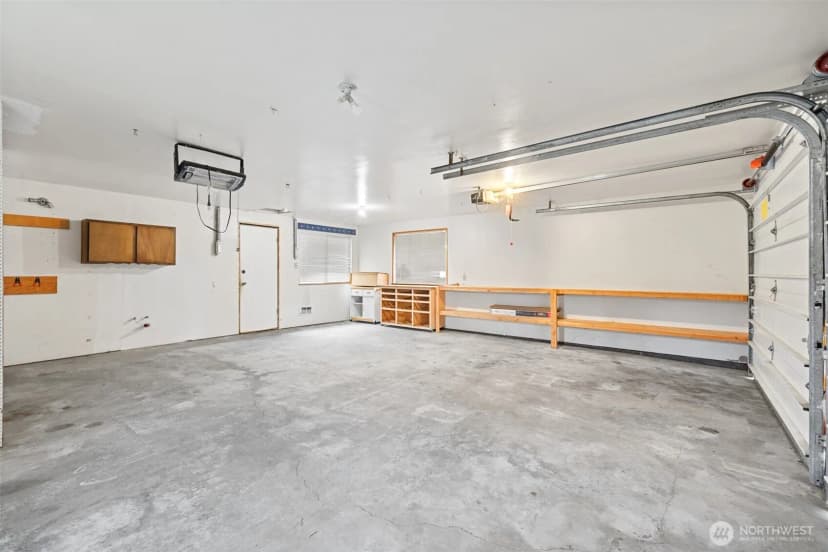 Property photo for 934 W 13th Street, Port Angeles photo 4