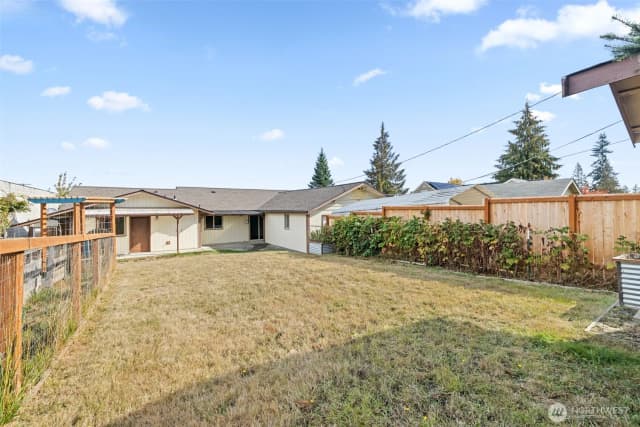 Property photo for 934 W 13th Street, Port Angeles photo 5