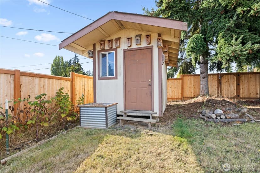 Property photo for 934 W 13th Street, Port Angeles photo 38