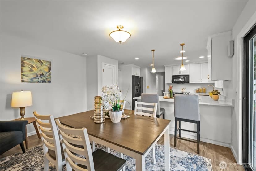 Property photo for 2232 168th Avenue Ne, Bellevue photo 12