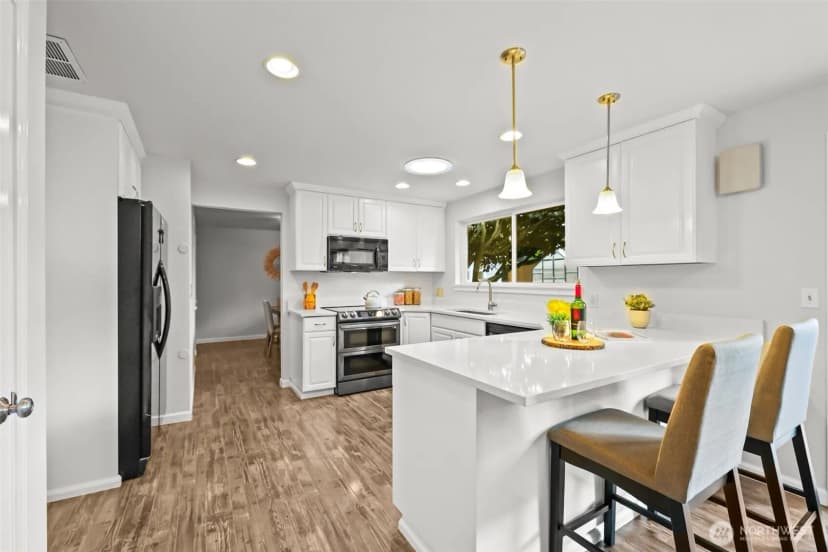 Property photo for 2232 168th Avenue Ne, Bellevue photo 10