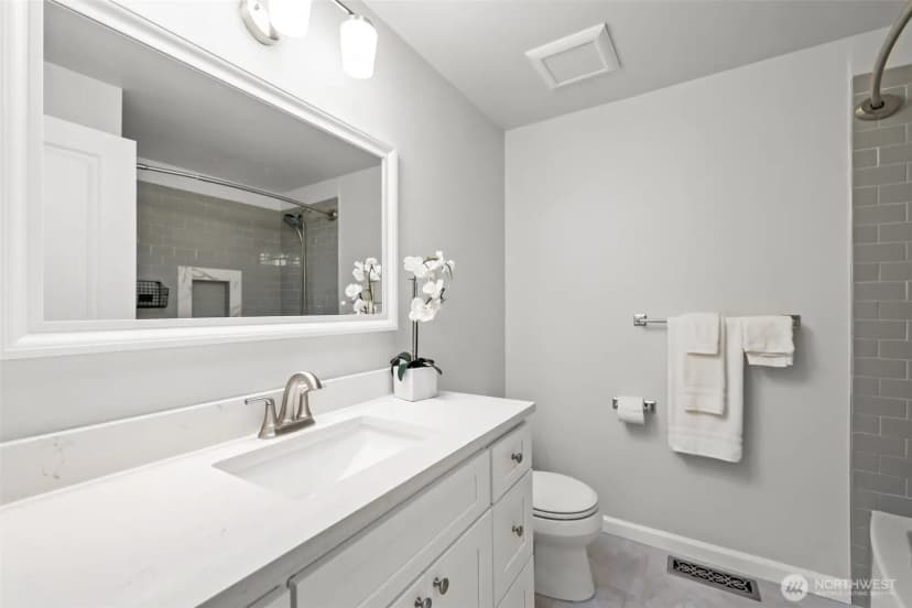 Property photo for 2232 168th Avenue Ne, Bellevue photo 18