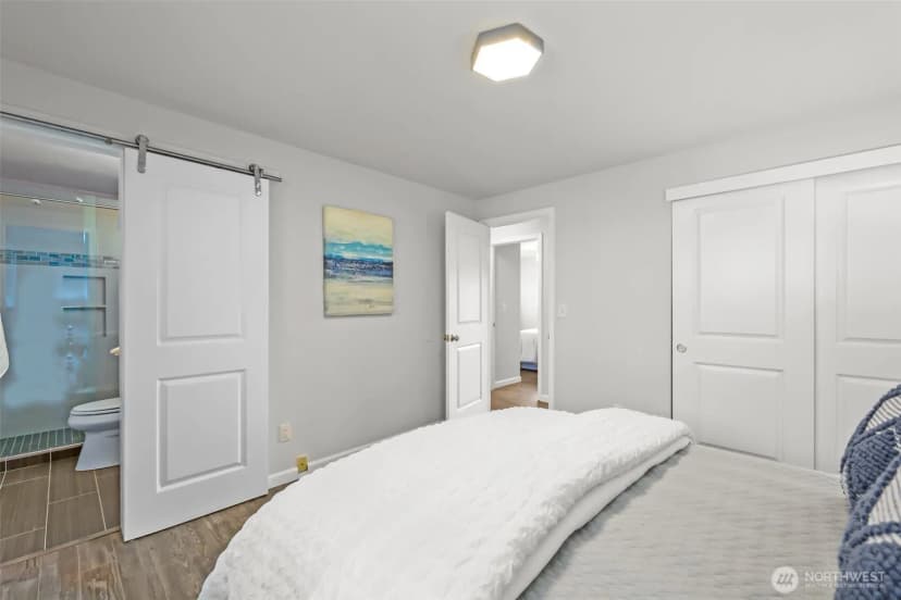 Property photo for 2232 168th Avenue Ne, Bellevue photo 14