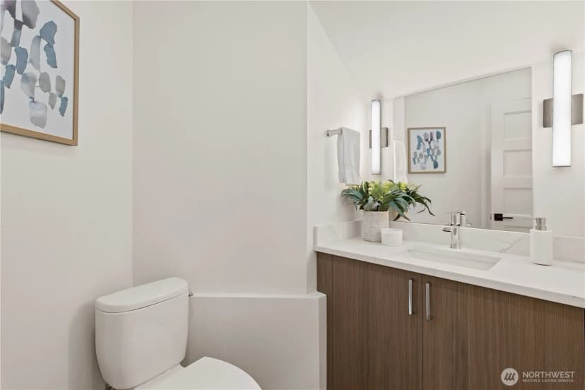 Property photo for 816 Ne 70th Street, Seattle photo 15