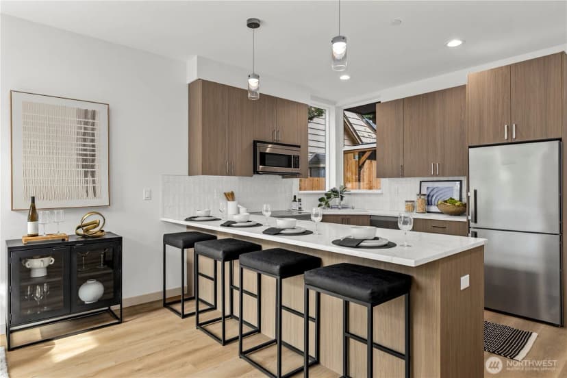 Property photo for 816 Ne 70th Street, Seattle photo 10