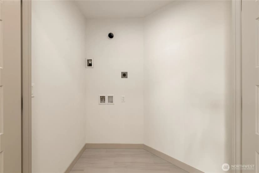 Property photo for 816 Ne 70th Street, Seattle photo 27