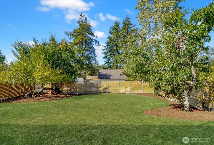 Property photo for 6701 15th Avenue Sw, Seattle photo 31