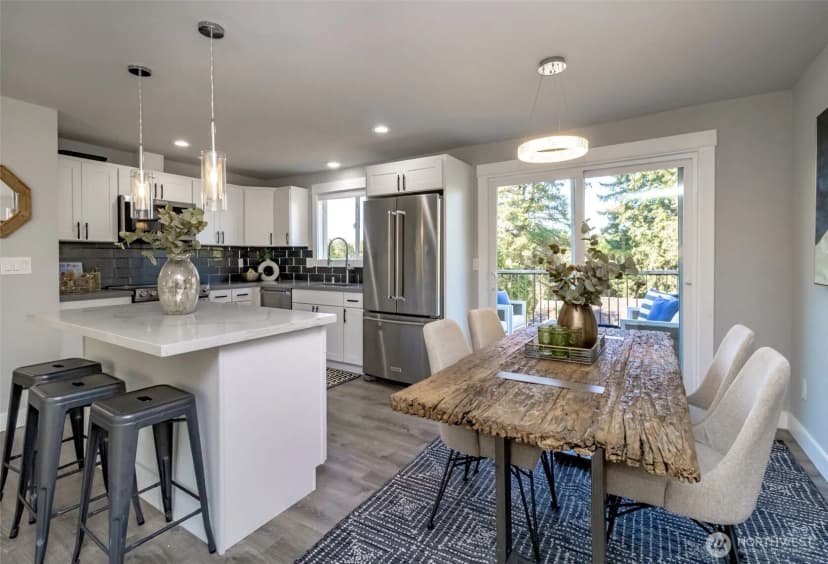 Property photo for 6701 15th Avenue Sw, Seattle photo 12