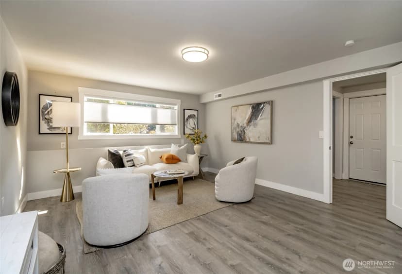 Property photo for 6701 15th Avenue Sw, Seattle photo 25
