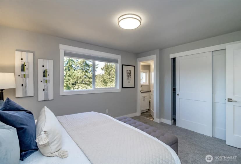 Property photo for 6701 15th Avenue Sw, Seattle photo 16