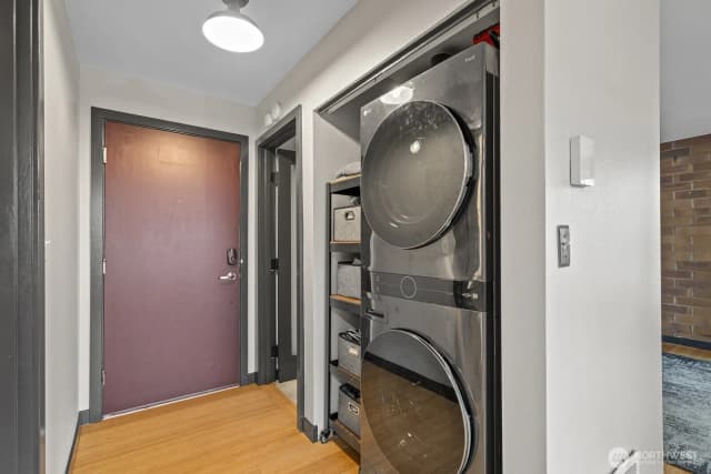 Property photo for 905 Cherry Street #601, Seattle photo 4