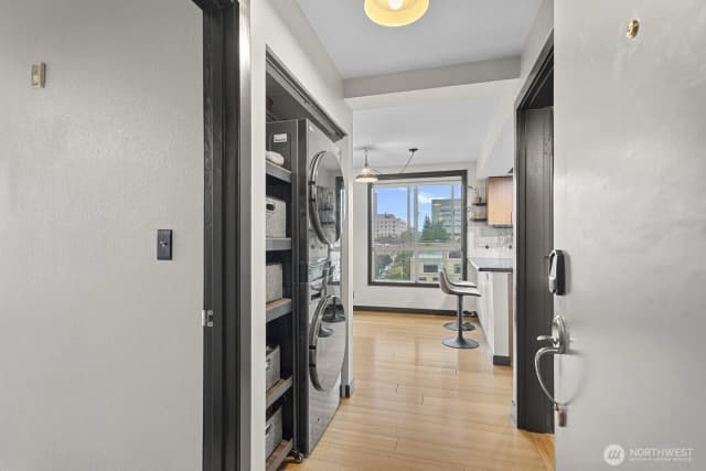 Property photo for 905 Cherry Street #601, Seattle photo 3