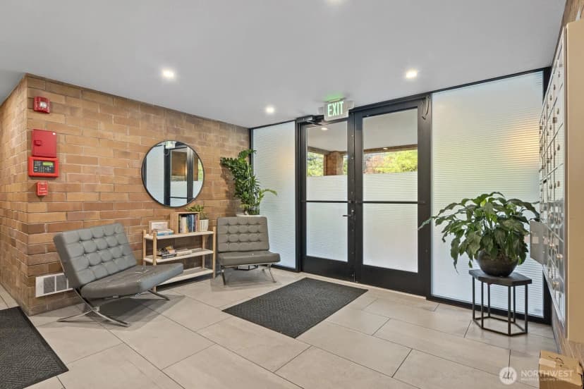 Property photo for 905 Cherry Street #601, Seattle photo 13
