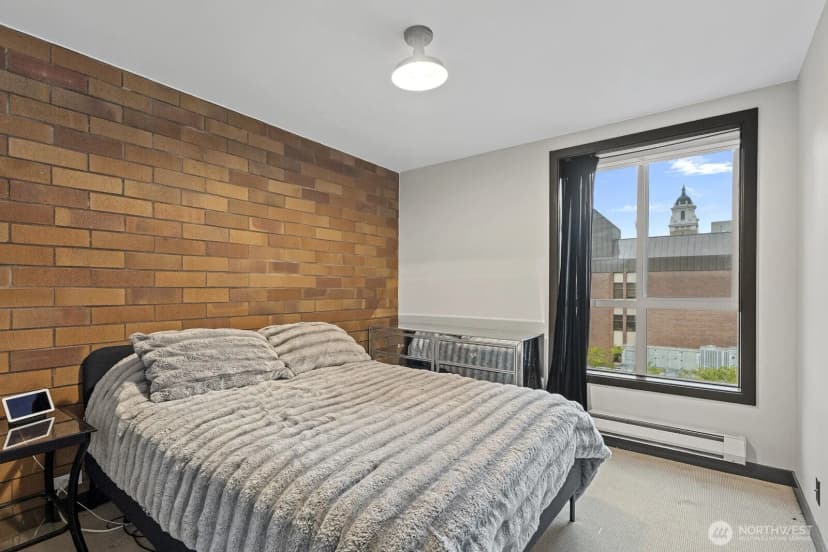 Property photo for 905 Cherry Street #601, Seattle photo 10
