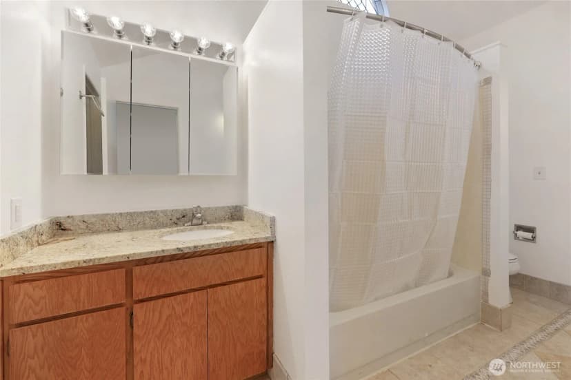 Property photo for 5217 Sw 324th Place, Federal Way photo 17