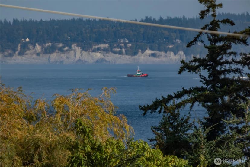 Property photo for 1055 Monroe Street, Port Townsend photo 25