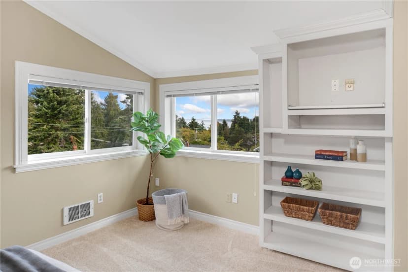 Property photo for 1055 Monroe Street, Port Townsend photo 23