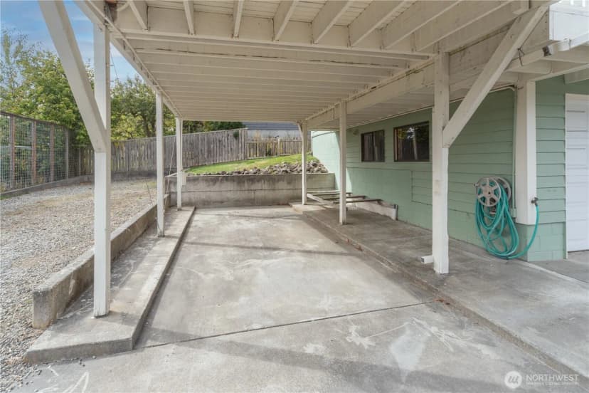 Property photo for 1055 Monroe Street, Port Townsend photo 38