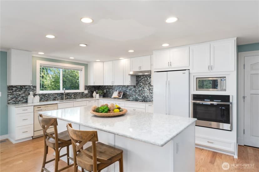 Property photo for 1055 Monroe Street, Port Townsend photo 9
