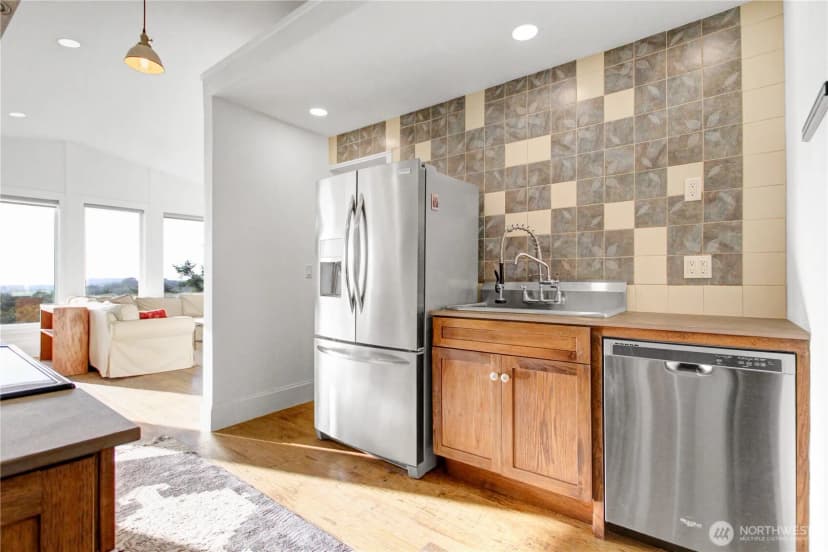 Property photo for 35302 I Place, Ocean Park photo 13