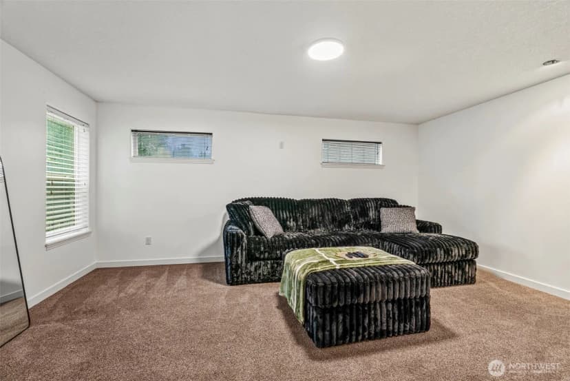 Property photo for 70 Crown Point Road, Longview photo 15