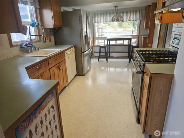 Property photo for 6635 S Wapato Street, Tacoma photo 5