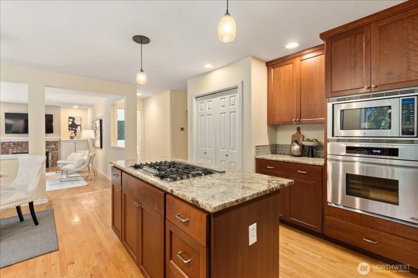Property photo for 21407 Ne 146th Place, Woodinville photo 13