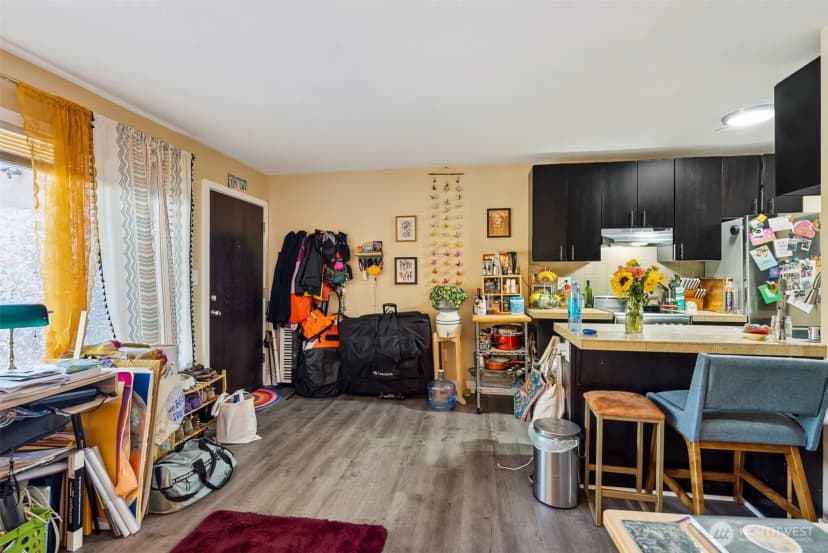 Property photo for 1401 S Holgate Street, Seattle photo 14