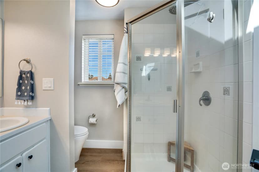 Property photo for 933 23rd Street Nw, Puyallup photo 21