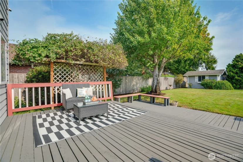 Property photo for 933 23rd Street Nw, Puyallup photo 30