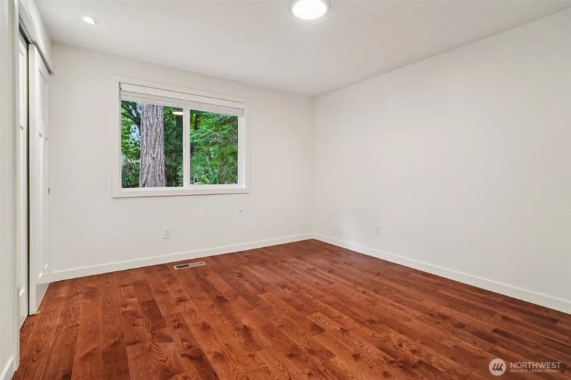 Property photo for 13204 Ne 190th Place, Woodinville photo 17