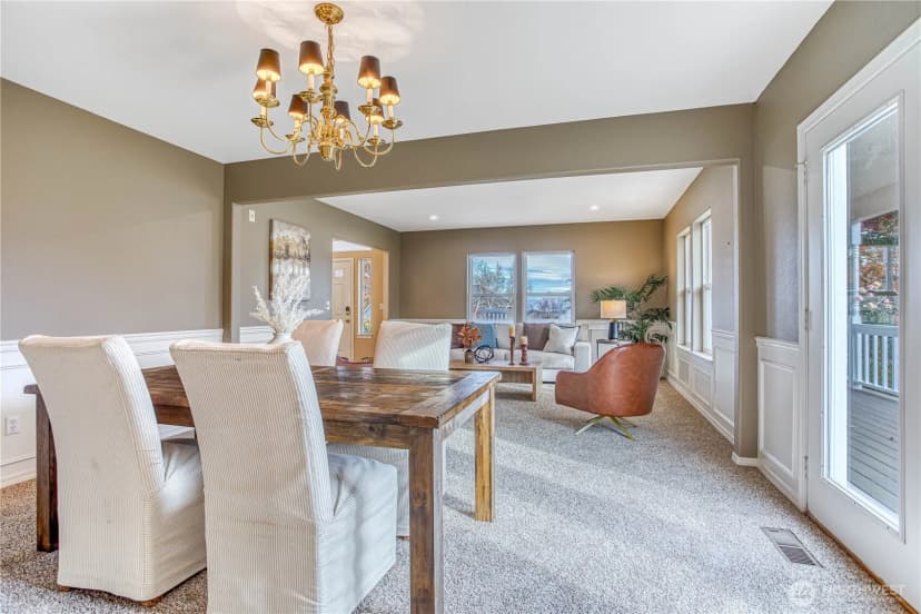 Property photo for 624 Meadows Drive, Wenatchee photo 5