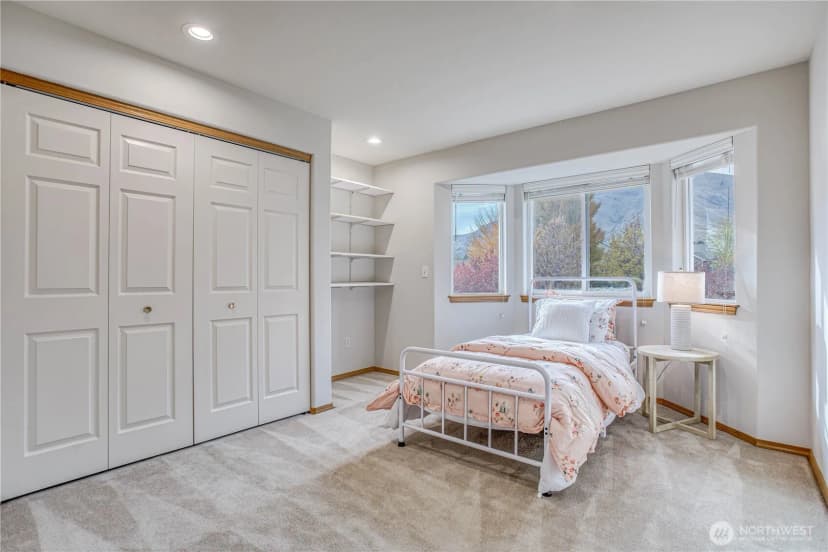 Property photo for 624 Meadows Drive, Wenatchee photo 16