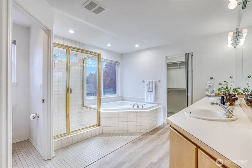 Property photo for 624 Meadows Drive, Wenatchee photo 14