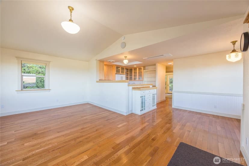 Property photo for 1136 E 7th Street, Port Angeles photo 14