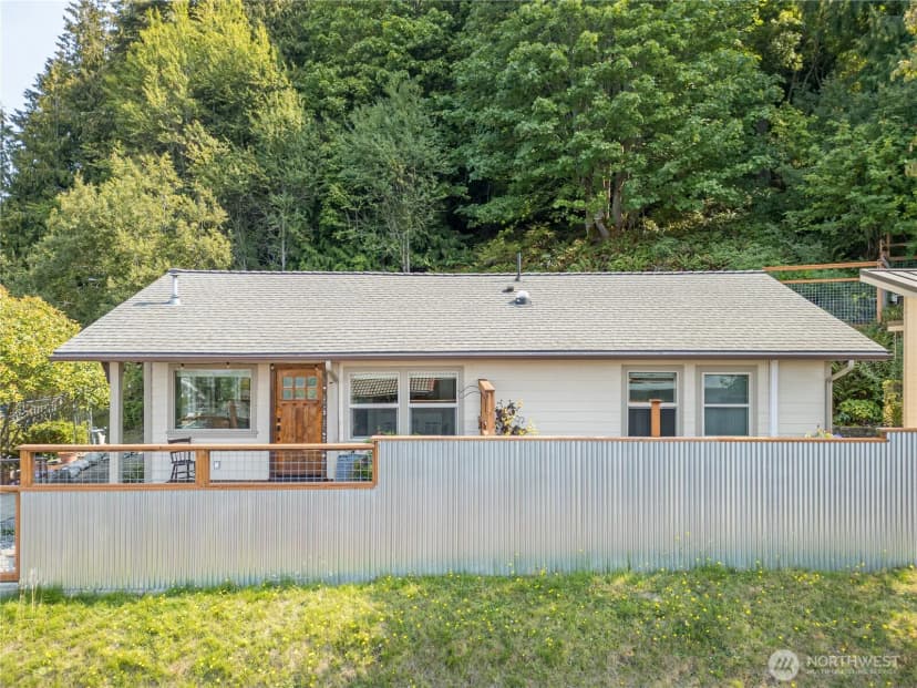 Property photo for 1136 E 7th Street, Port Angeles photo 8