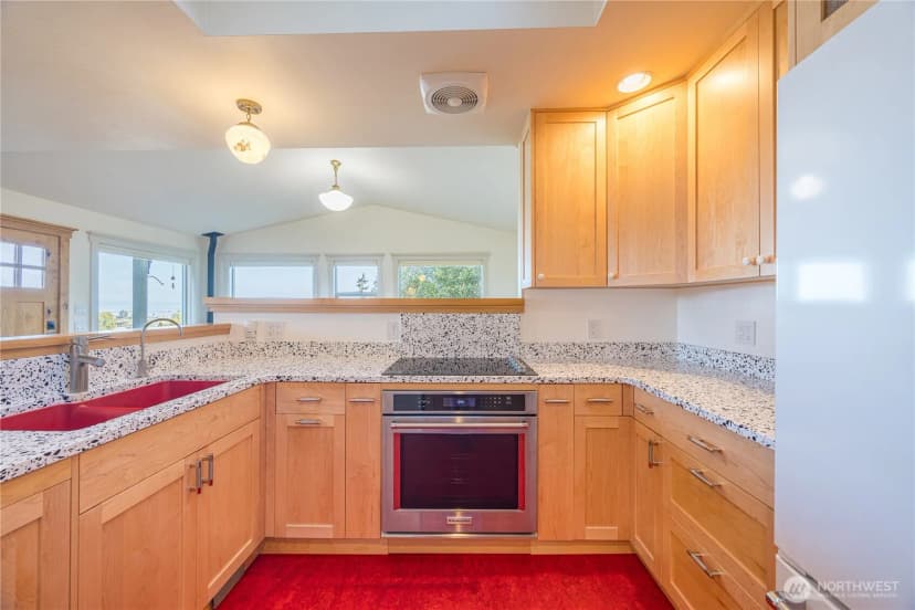 Property photo for 1136 E 7th Street, Port Angeles photo 17
