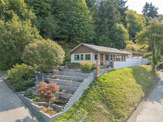 Property photo for 1136 E 7th Street, Port Angeles photo 3