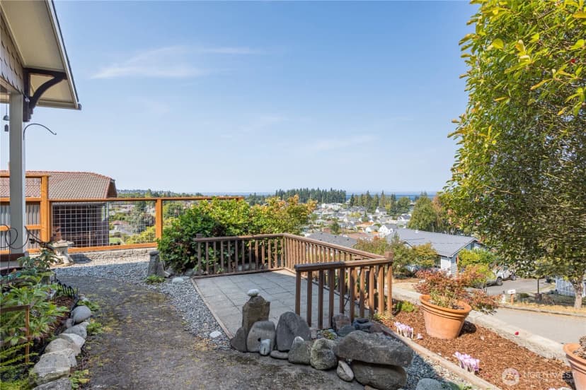 Property photo for 1136 E 7th Street, Port Angeles photo 38
