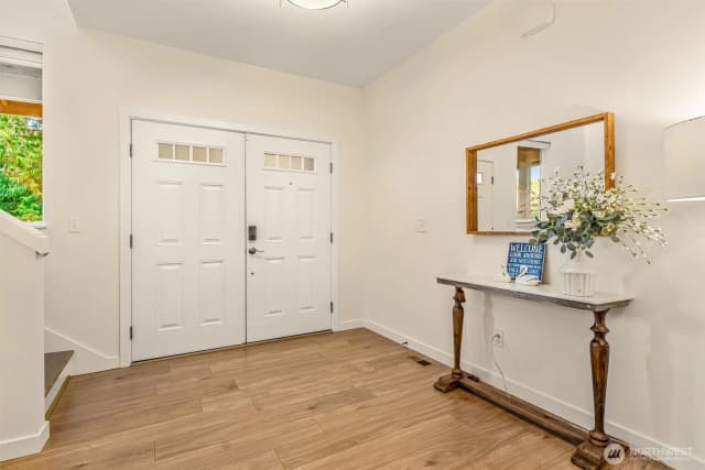 Property photo for 9213 Odin Way, Bothell photo 3
