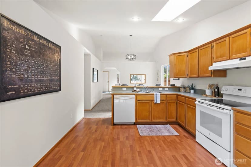 Property photo for 3810 50th Avenue Ne, Tacoma photo 15