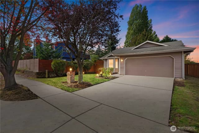 Property photo for 3810 50th Avenue Ne, Tacoma photo 2