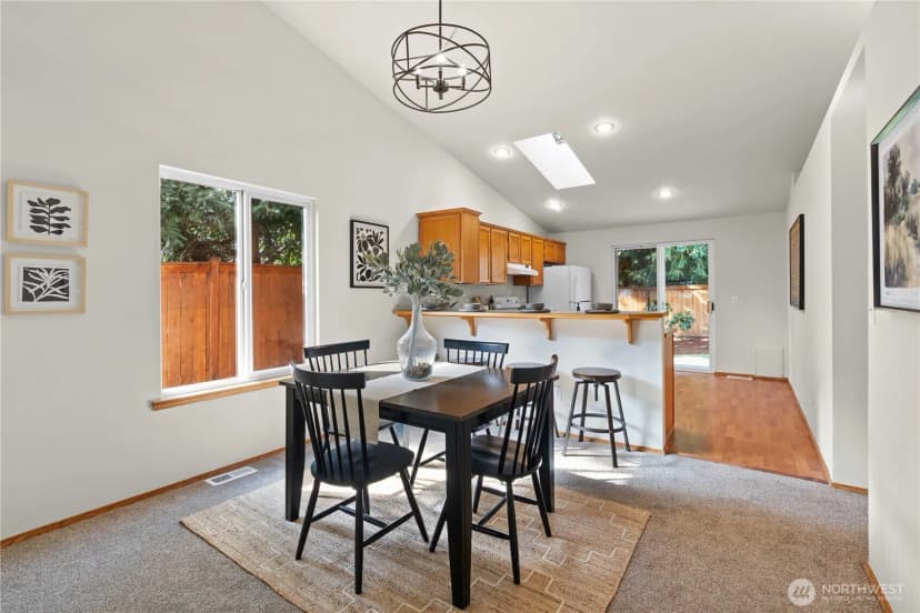 Property photo for 3810 50th Avenue Ne, Tacoma photo 11