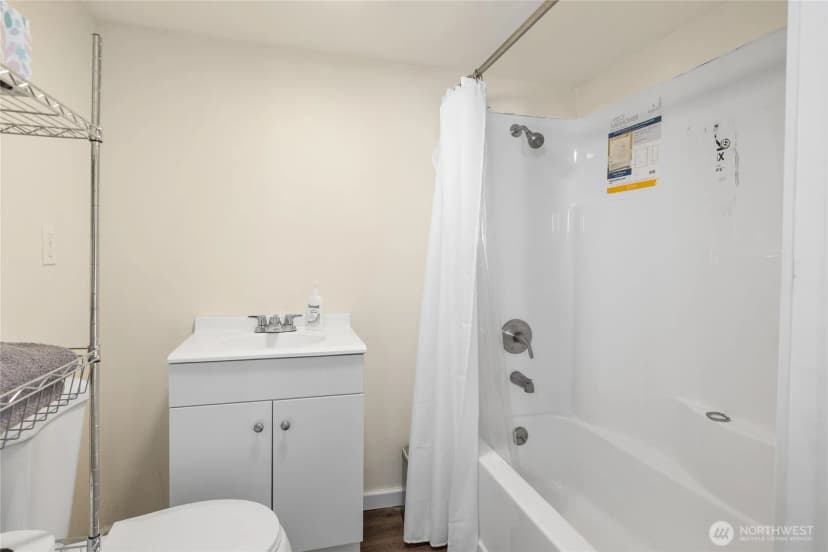 Property photo for 404 W Alaska Avenue, Roslyn photo 11