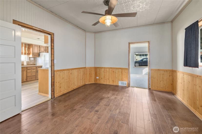 Property photo for 404 W Alaska Avenue, Roslyn photo 6