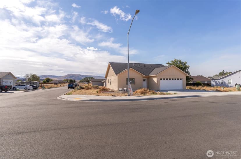 Property photo for 420 Koala Avenue, Omak photo 28