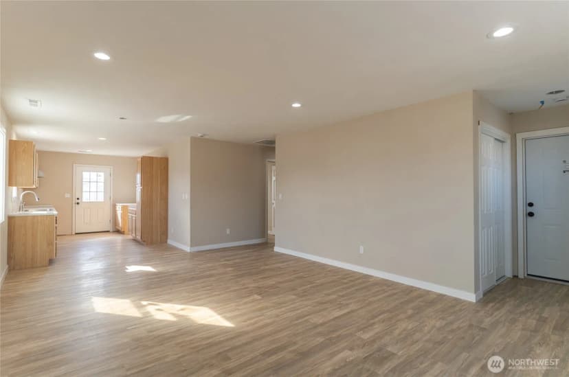 Property photo for 420 Koala Avenue, Omak photo 9