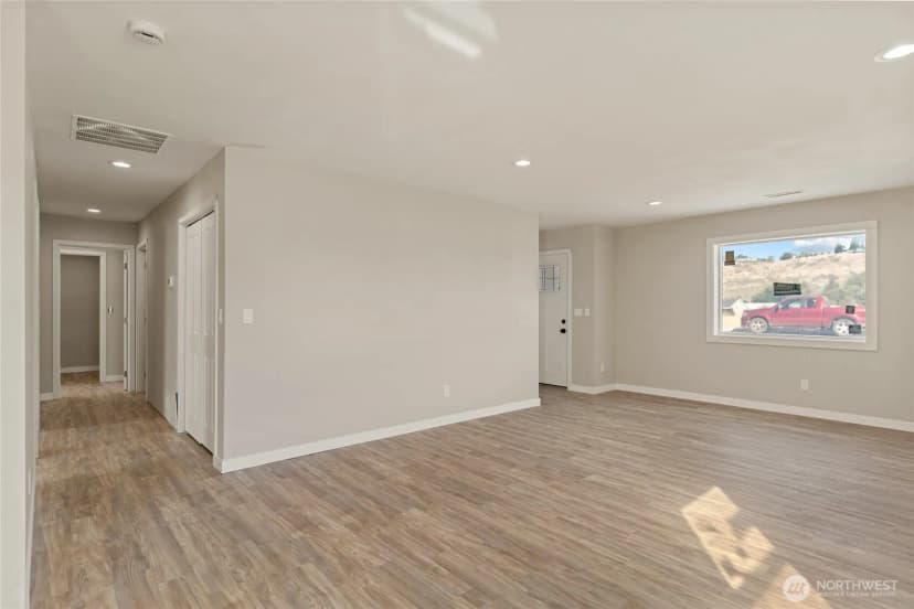 Property photo for 420 Koala Avenue, Omak photo 7